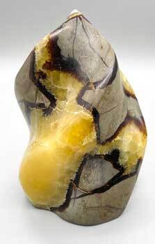 Septarian flame shape