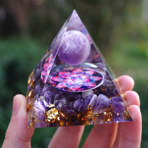 Orgone Pyramid~Handmade Orgonite Pyramid 60mm Amethyst Crystal Sphere With Amethyst Natural Cristal Stone Orgone Energy Healing Orgone