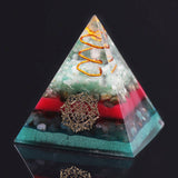 Reiki Pyramid~Orgonite Pyramid Green Aventurine Natural Crystal Repel Evil Spirits Pyramid Energy Healing Decoration Process Resin Gift