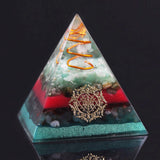 Reiki Pyramid~Orgonite Pyramid Green Aventurine Natural Crystal Repel Evil Spirits Pyramid Energy Healing Decoration Process Resin Gift