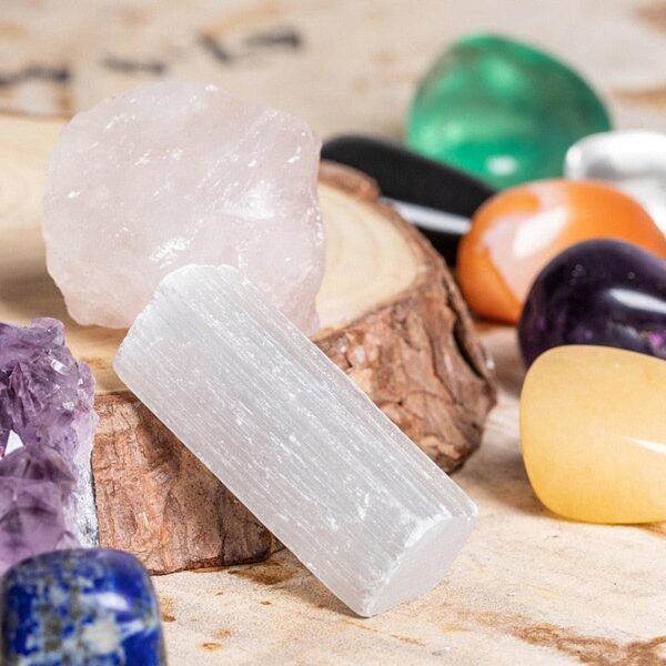 10pcs a bag Natural Crystal Mineral 7 chakras tumbles and Rough Amethyst Cluster Selenite Rose Quartz Gemstones for teaching - Avsso