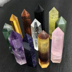 1PCS 8-9cm Crystal Point Natural Stones Tower Apatite Amethyst Healing Stone Energy Ore Mineral Obelisk Wand Home Ornaments - Avsso