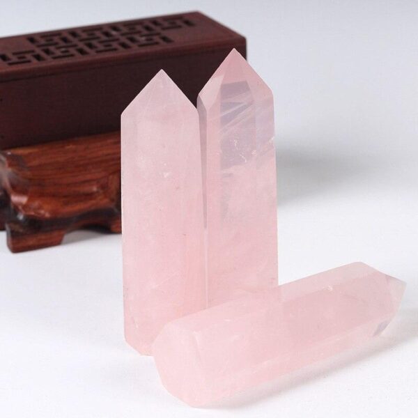 1PCS 8-9cm Crystal Point Natural Stones Tower Apatite Amethyst Healing Stone Energy Ore Mineral Obelisk Wand Home Ornaments - Avsso