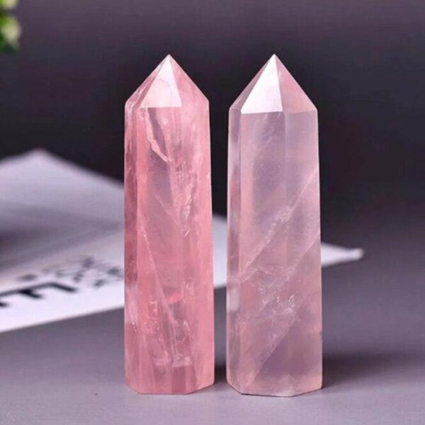 1PCS 8-9cm Crystal Point Natural Stones Tower Apatite Amethyst Healing Stone Energy Ore Mineral Obelisk Wand Home Ornaments - Avsso