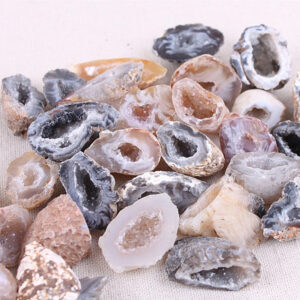 Crystal Healing~5pcs Natural Agate Geode Crystal Hole Mineral Specimen Contains Clean Crystal Clusters of Very Beautiful Small Stone Gift