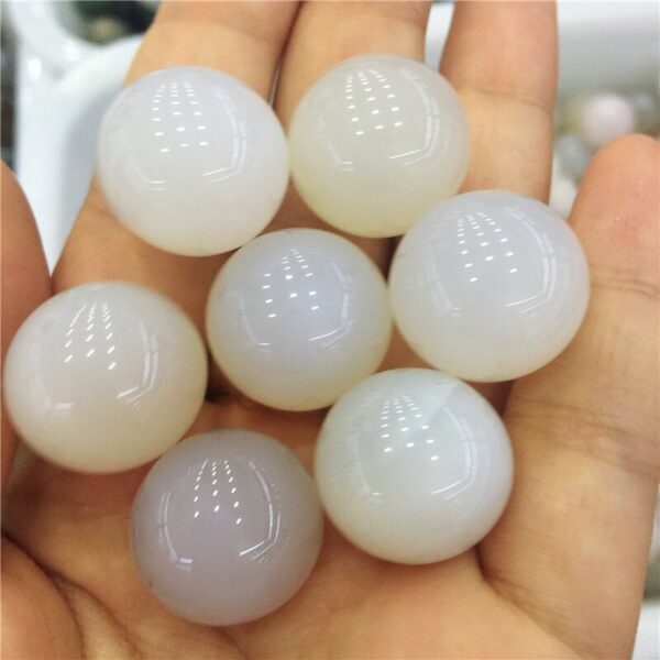 Crystal Healing~Beautiful Agate Ball Light grey Rice white handmade Crystal Sphere Gemstone  Massager ball for decoration  stone healing 20mm