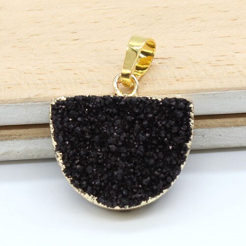 Natural Gnergy Gemstone~ Yellow Gold Color Natural Titanium Coated Crystal Quartz Stones Pendants Half Oval Shape Colorful Stone Pendant Jewelry