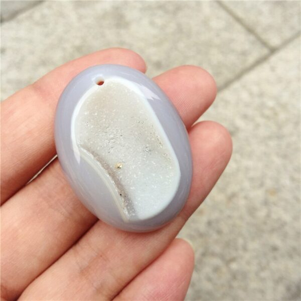 Crystal Healing~Natural Agate stones geode ellipse Women Men Best Friends Charming Crystal Stone Charms Pendant for Lovers 1pcs