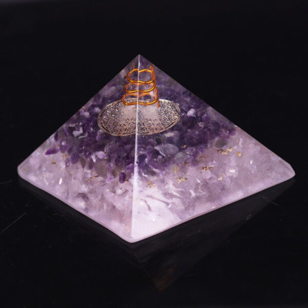 Reiki Pyramid~Natural Amethyst Orgonite Pyramid Energy Converter Orgone Aura Chakra Resin Decorative Craft Decoration Bring Good Luck Gift