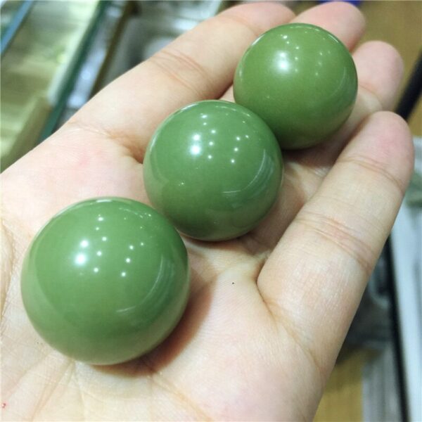 Crystal Healing~Natural Stones Luminous Stone Ball Raw Gemstone Glow In The Dark Stone Crystal Rough Stone Healing Specimen Minerals 1pcs