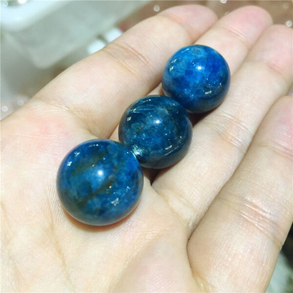 Crystal Healing~Natural blue apatite stones Rock Crystal Quartz Mineral Sphere Globe Ball Chakra Reiki Healing Home decoration Crafts