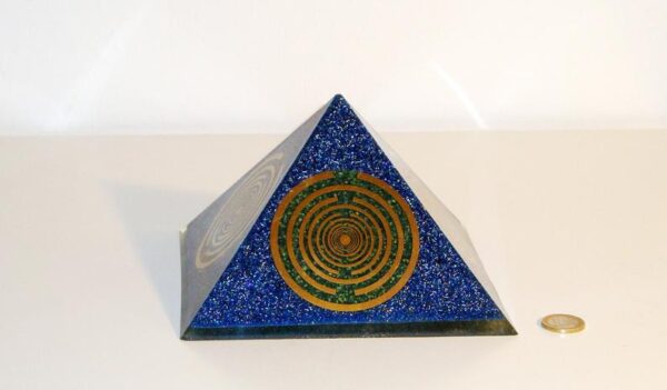Orgone orgonite® Great Pyramid, cobalt blue, Energy Generator, 5 gold plated (24K) MWO by Lakhovsky, Golden Ratio Antenna