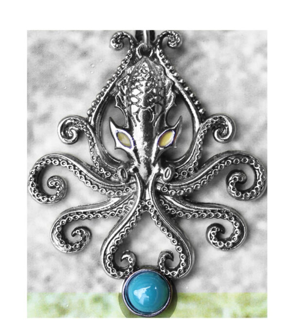 NEW! Free Ship! The Kraken for Wild Adventures Pendant-w/ chain, card and pouch-prestige enchanted jewelry pendants, magickal jewelry