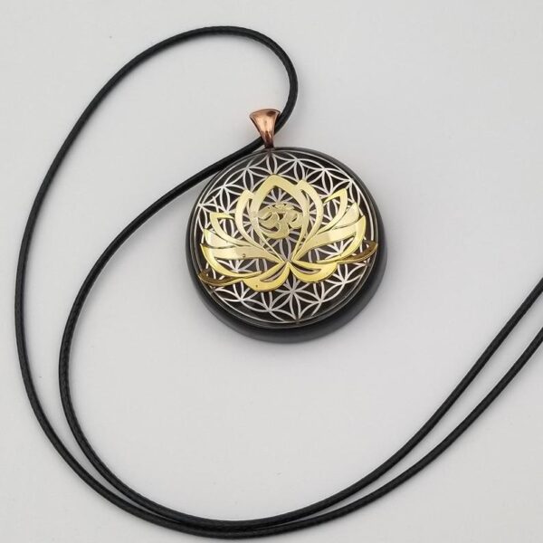 Orgonite® Pendant - Om lotus flower of life orgone® amulet pendant with quartz crystal. Protection from EMF Protection